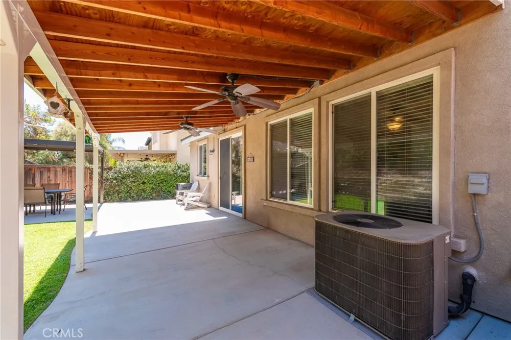 33320 Wallace Way Yucaipa, CA 92399