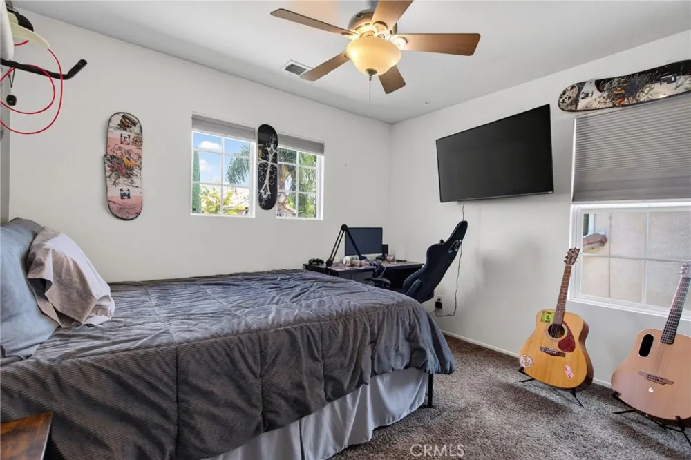 8467 Farmhouse Riverside, CA 92508