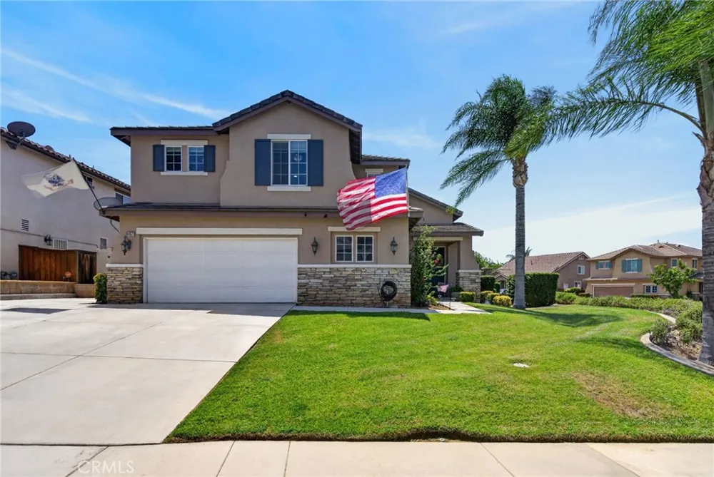 8467 Farmhouse Riverside, CA 92508