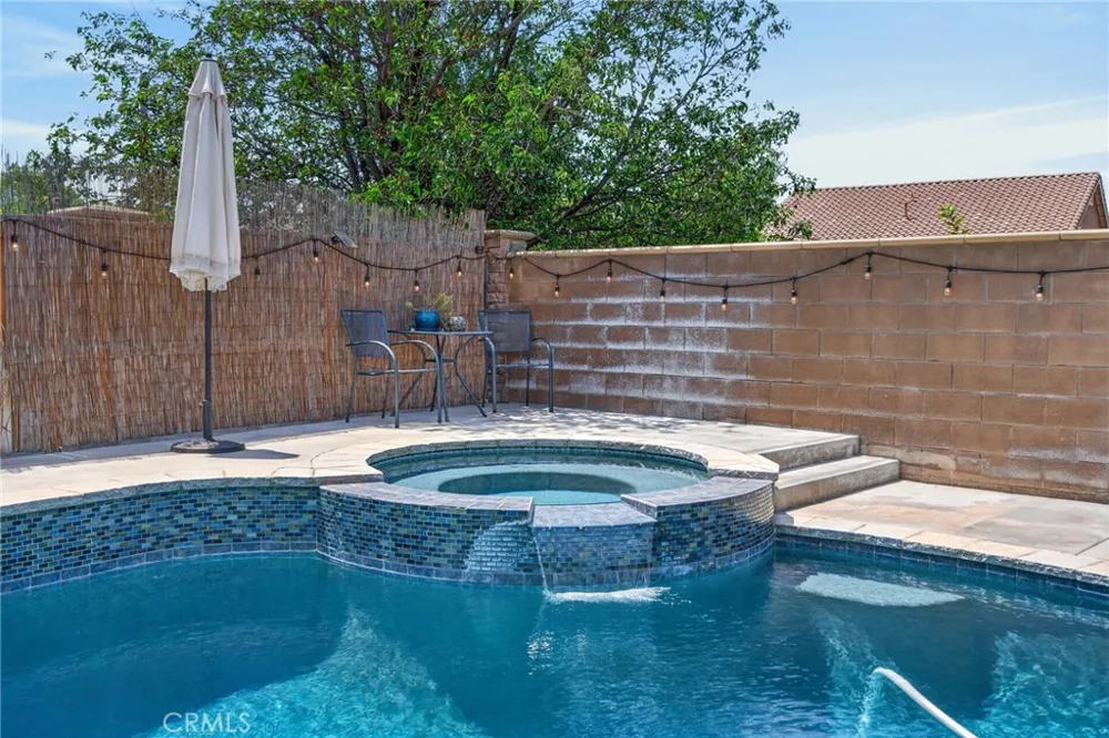 8467 Farmhouse Riverside, CA 92508