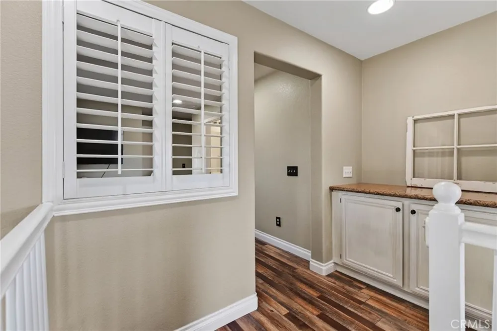 8467 Farmhouse Riverside, CA 92508