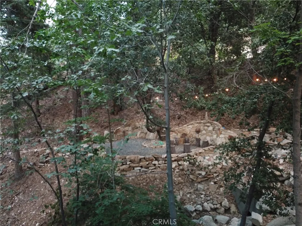 285 Fairway Lake Arrowhead, CA 92352