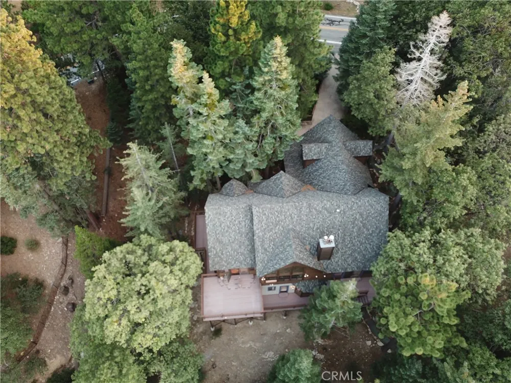285 Fairway Lake Arrowhead, CA 92352