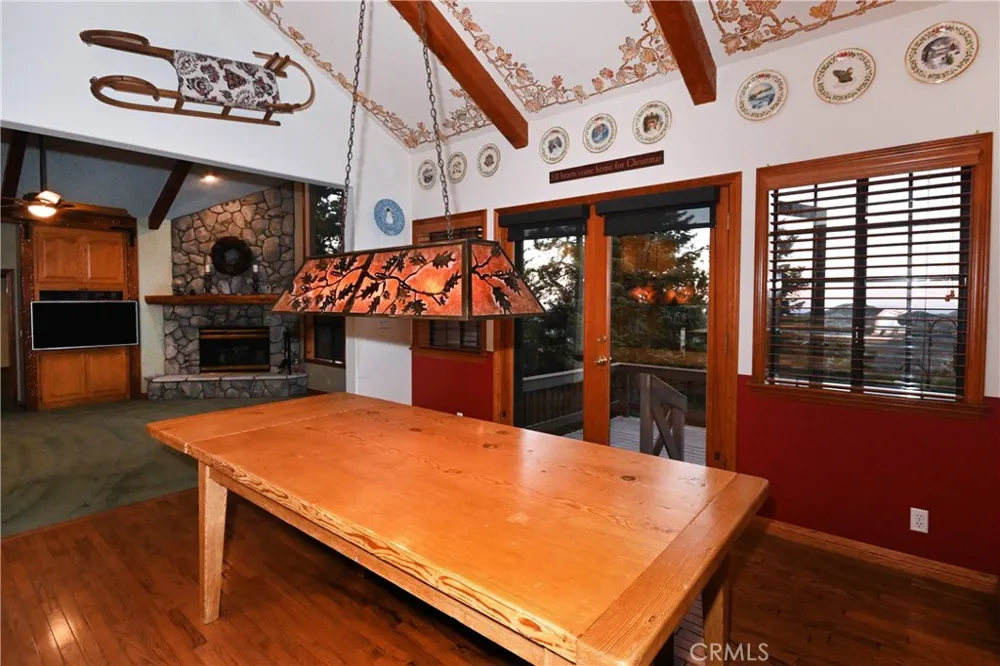 285 Fairway Lake Arrowhead, CA 92352