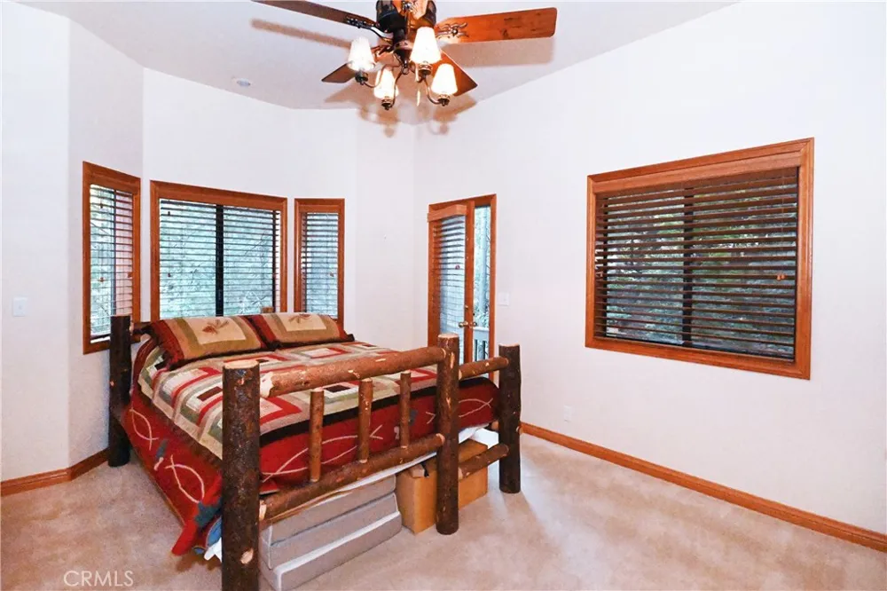 285 Fairway Lake Arrowhead, CA 92352