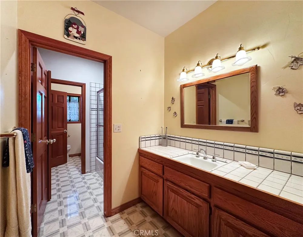 285 Fairway Lake Arrowhead, CA 92352