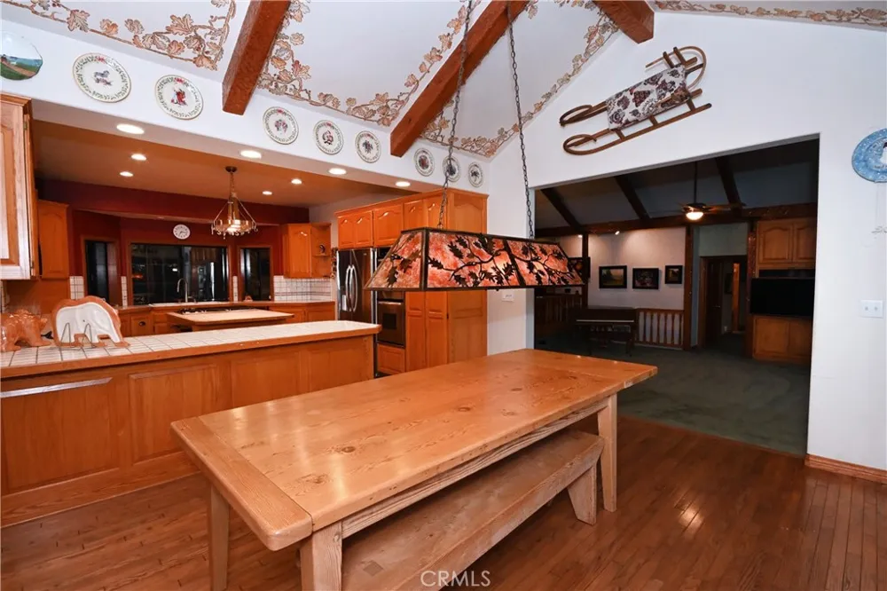285 Fairway Lake Arrowhead, CA 92352