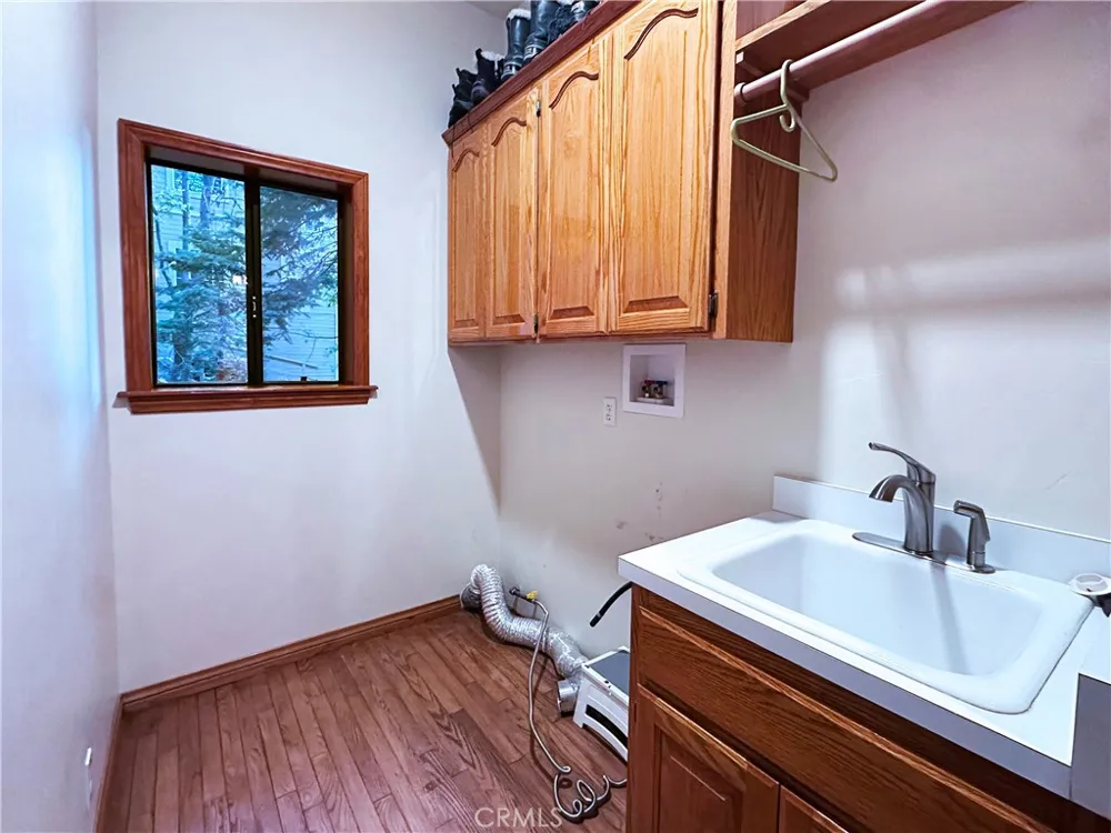 285 Fairway Lake Arrowhead, CA 92352
