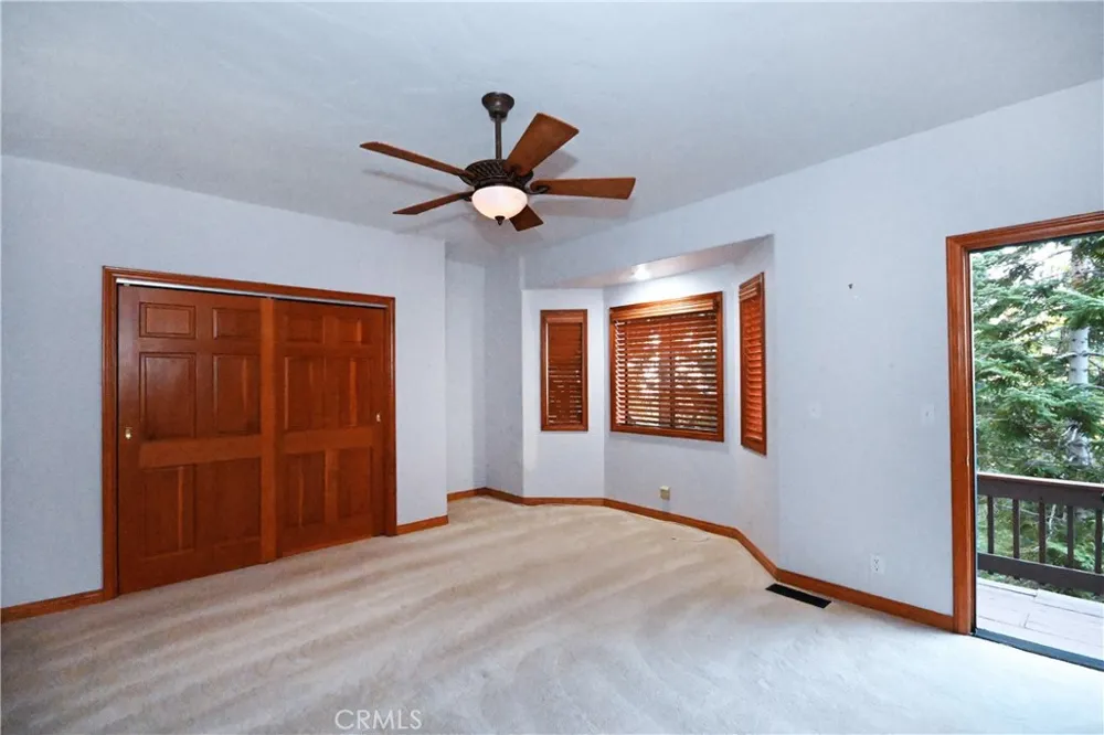 285 Fairway Lake Arrowhead, CA 92352