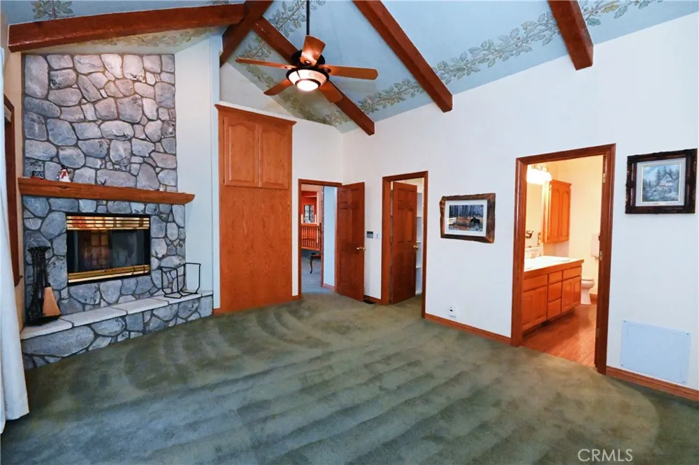 285 Fairway Lake Arrowhead, CA 92352