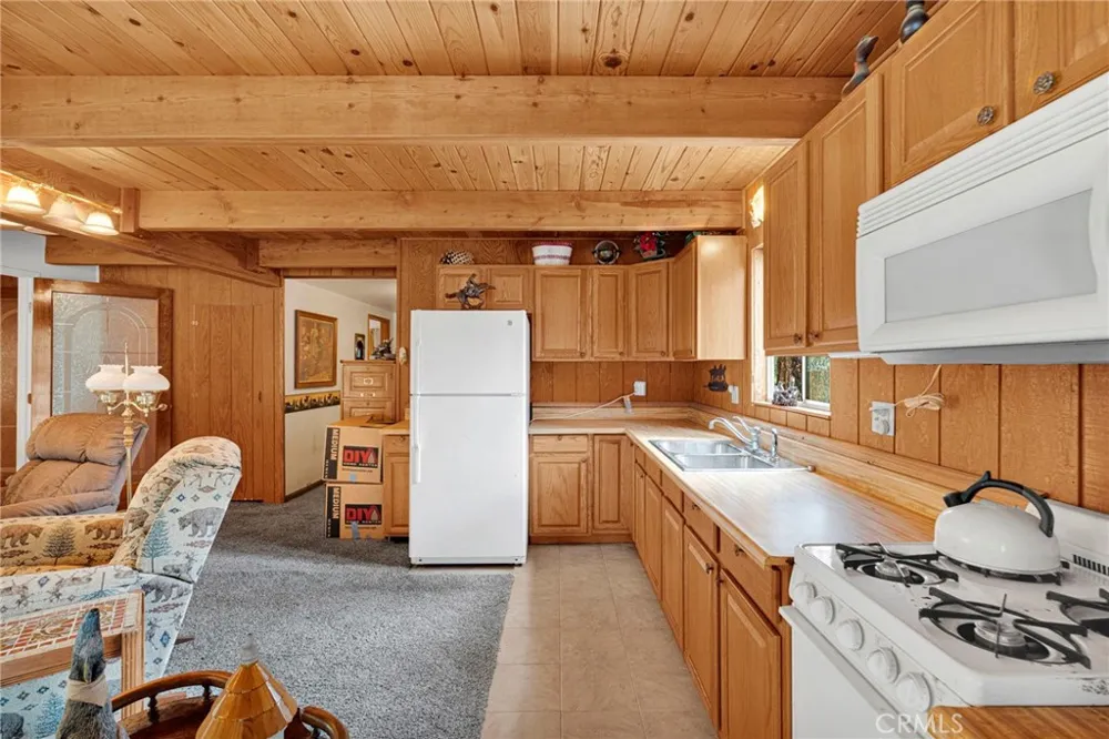 1140 Mitchell Big Bear City, CA 92314