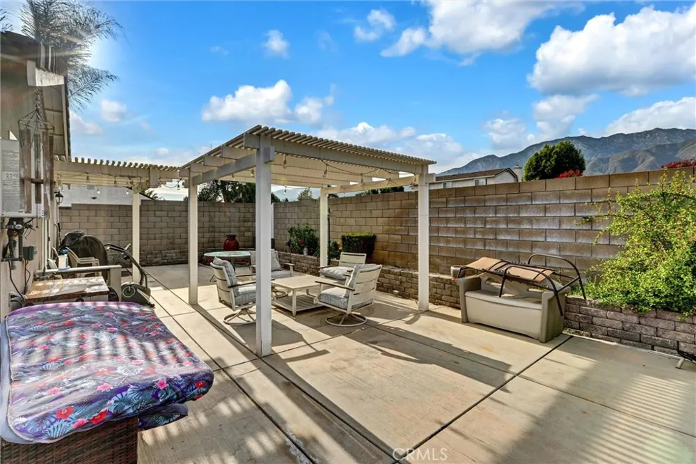 9220 Highland Rancho Cucamonga, CA 91701