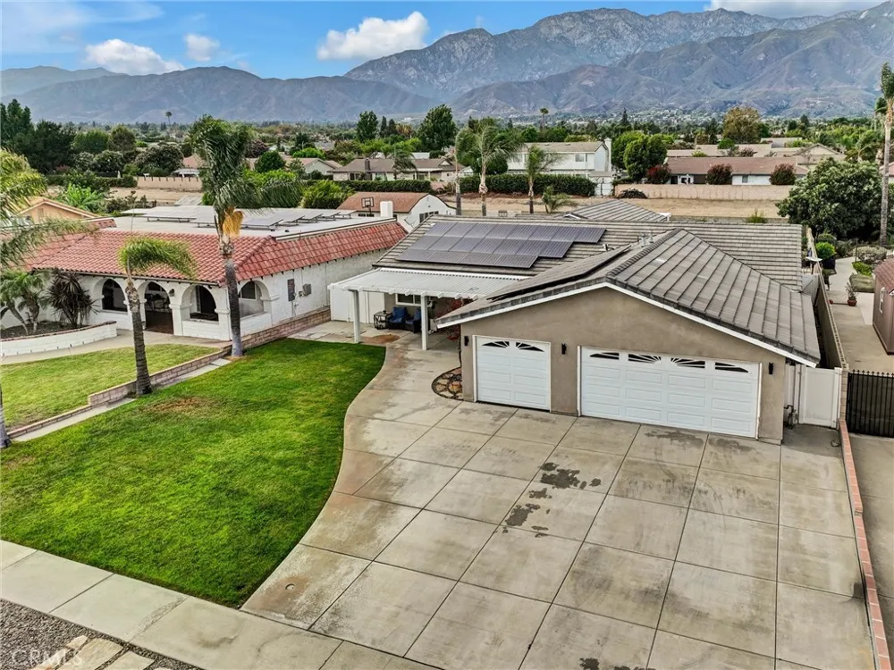 9220 Highland Rancho Cucamonga, CA 91701