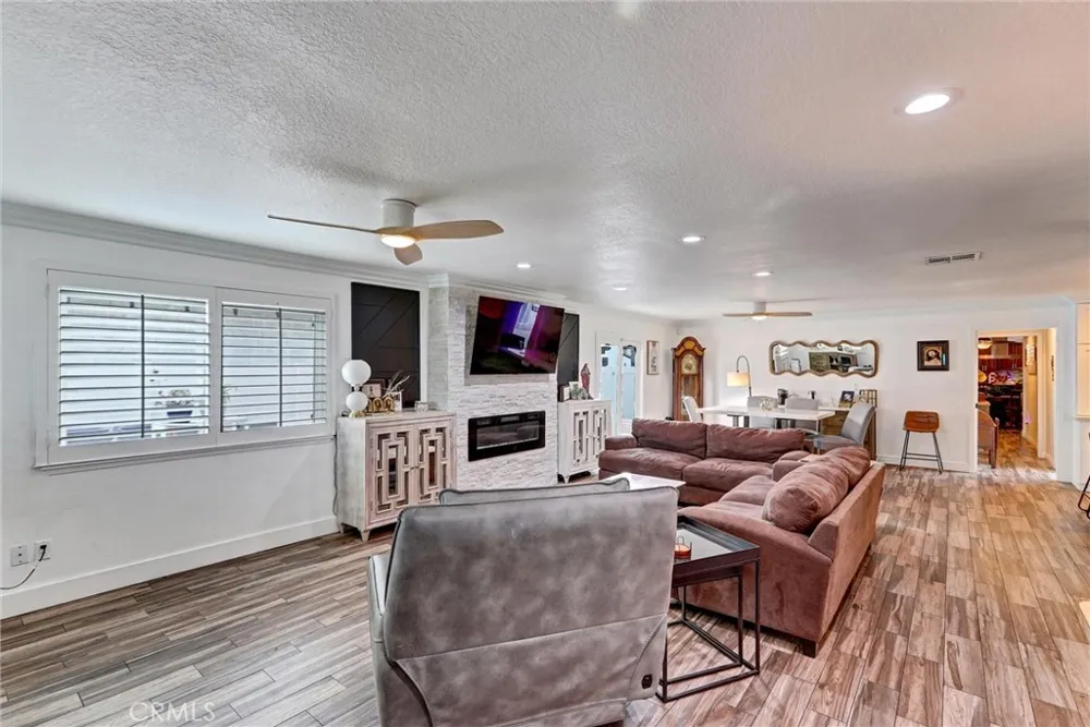 9220 Highland Rancho Cucamonga, CA 91701