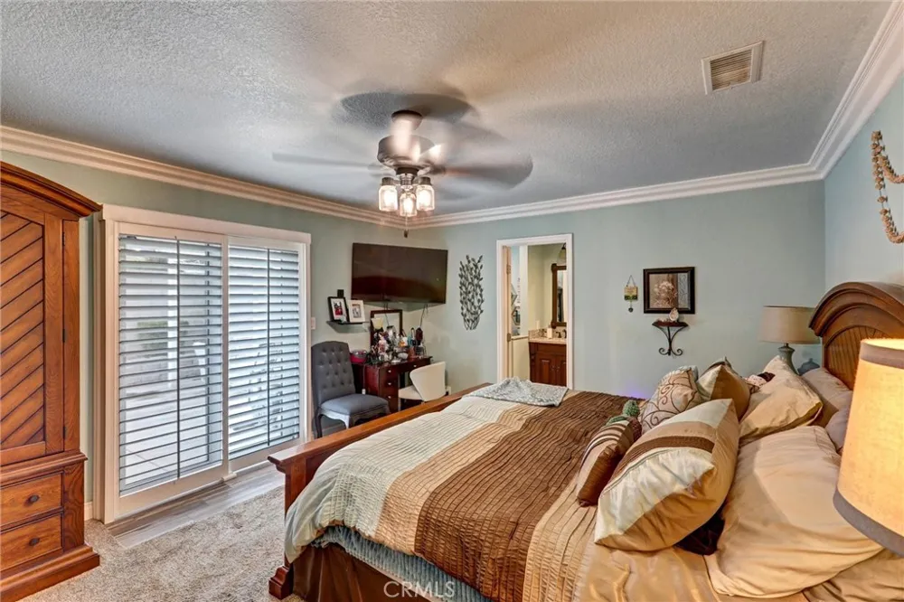 9220 Highland Rancho Cucamonga, CA 91701