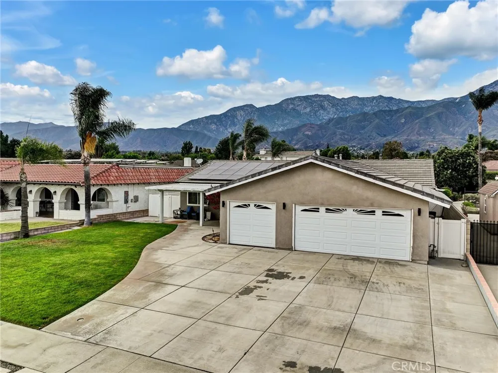 9220 Highland Rancho Cucamonga, CA 91701