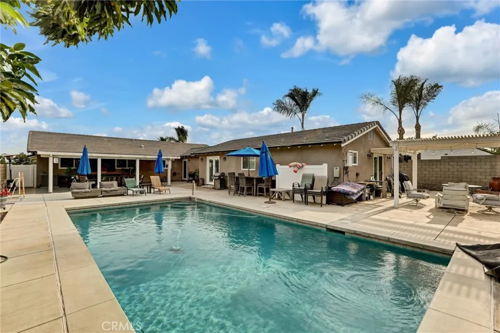 9220 Highland Rancho Cucamonga, CA 91701