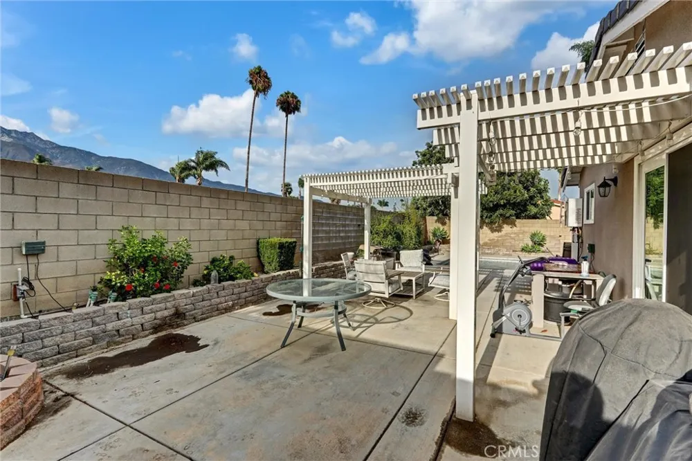 9220 Highland Rancho Cucamonga, CA 91701