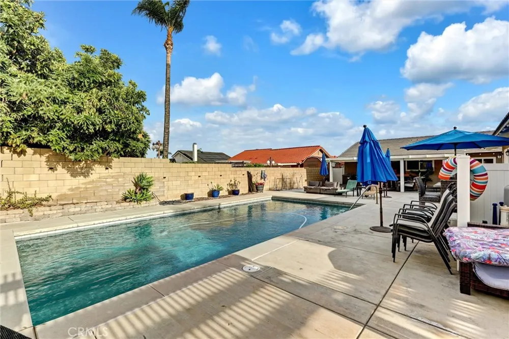 9220 Highland Rancho Cucamonga, CA 91701