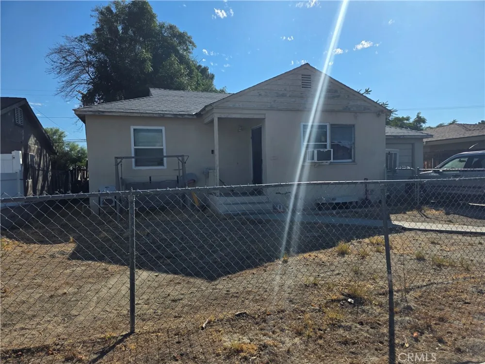 264 Dillon San Jacinto, CA 92583