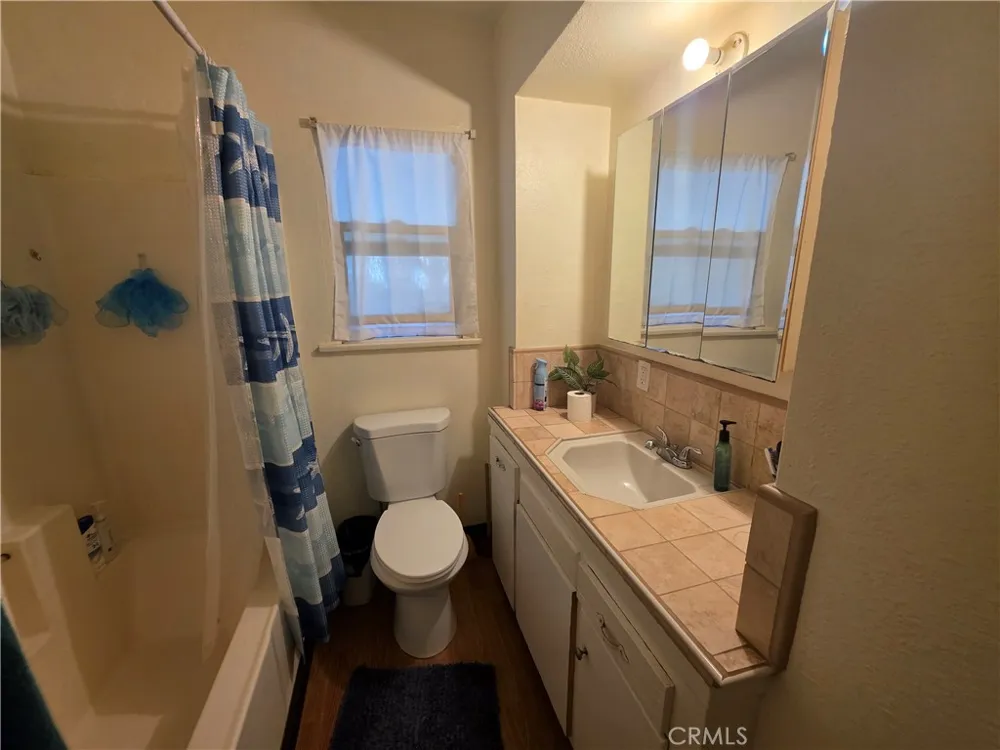 264 Dillon San Jacinto, CA 92583