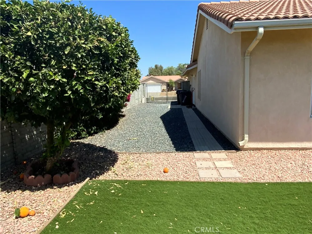 3013 Elder Hemet, CA 92545