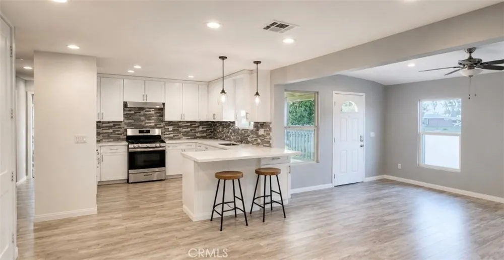 3070 Santo Tomas Perris, CA 92571