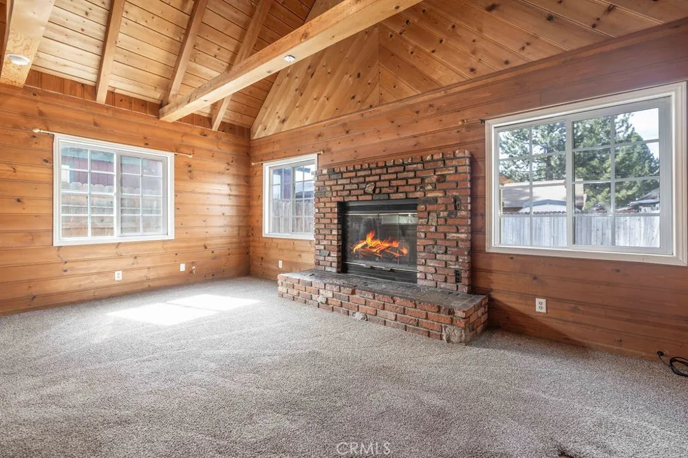 1031 W Aeroplane Big Bear City, CA 92314