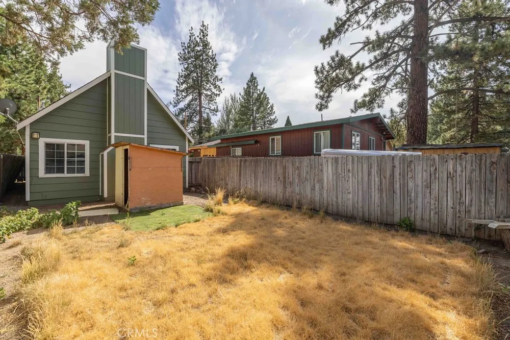 1031 W Aeroplane Big Bear City, CA 92314