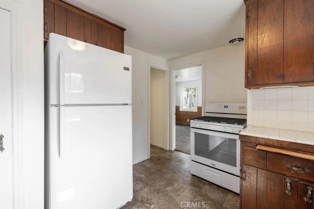 1031 W Aeroplane Big Bear City, CA 92314