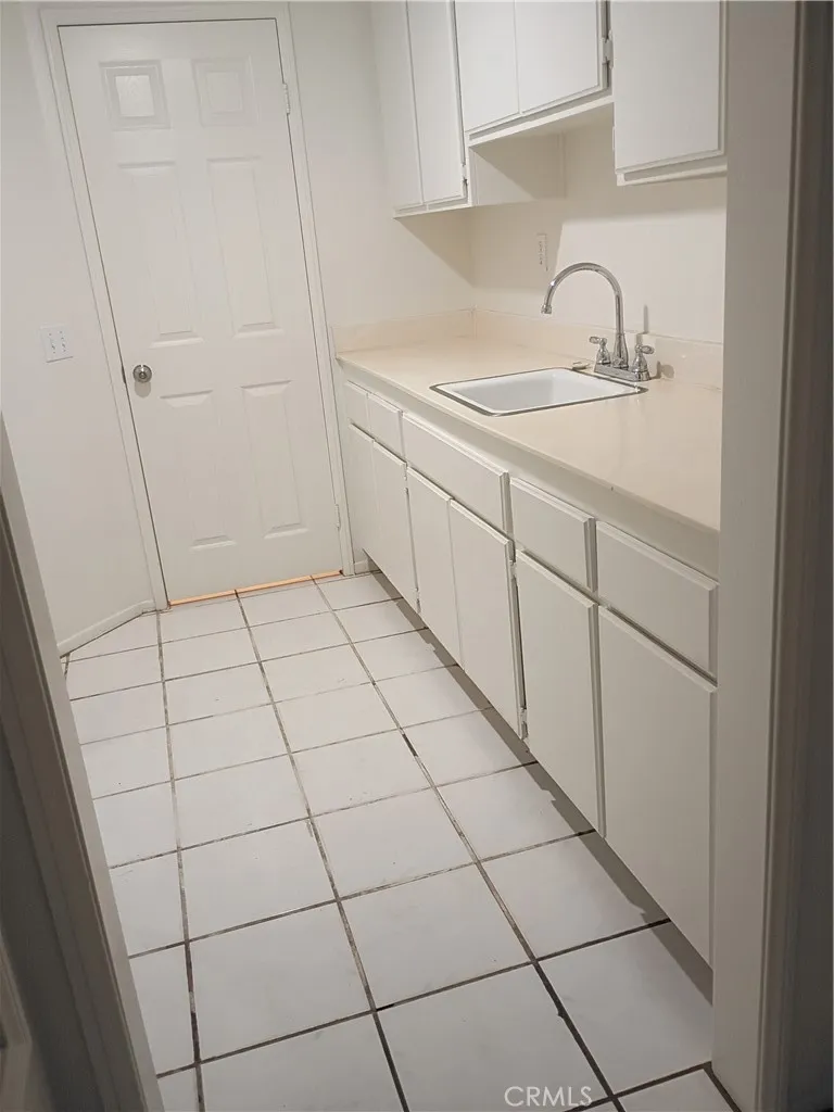 3234 W Shepard Lane San Bernardino, CA 92407