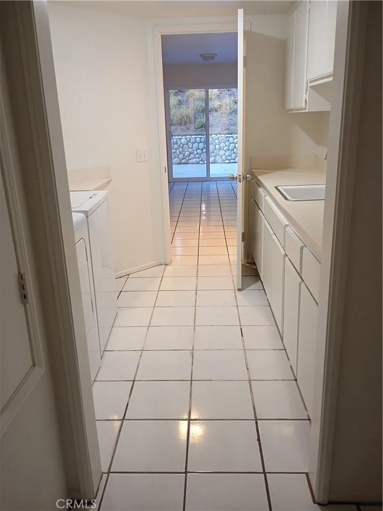 3234 W Shepard Lane San Bernardino, CA 92407