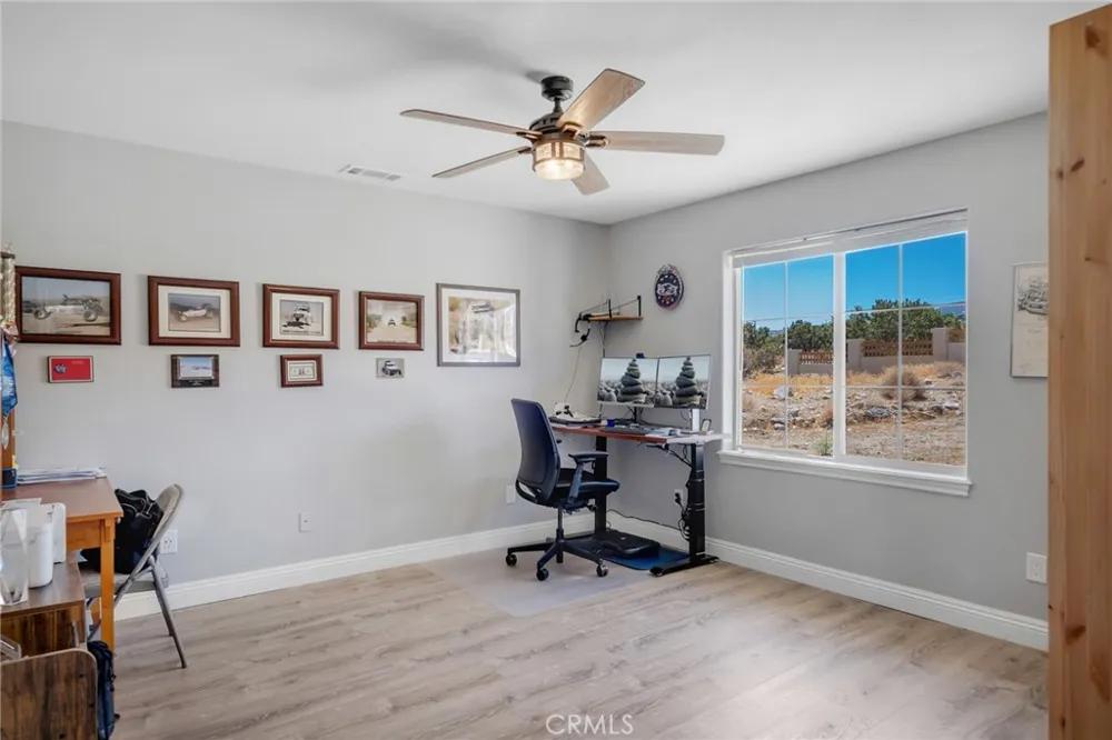 326 Buckthorne Pinon Hills, CA 92372