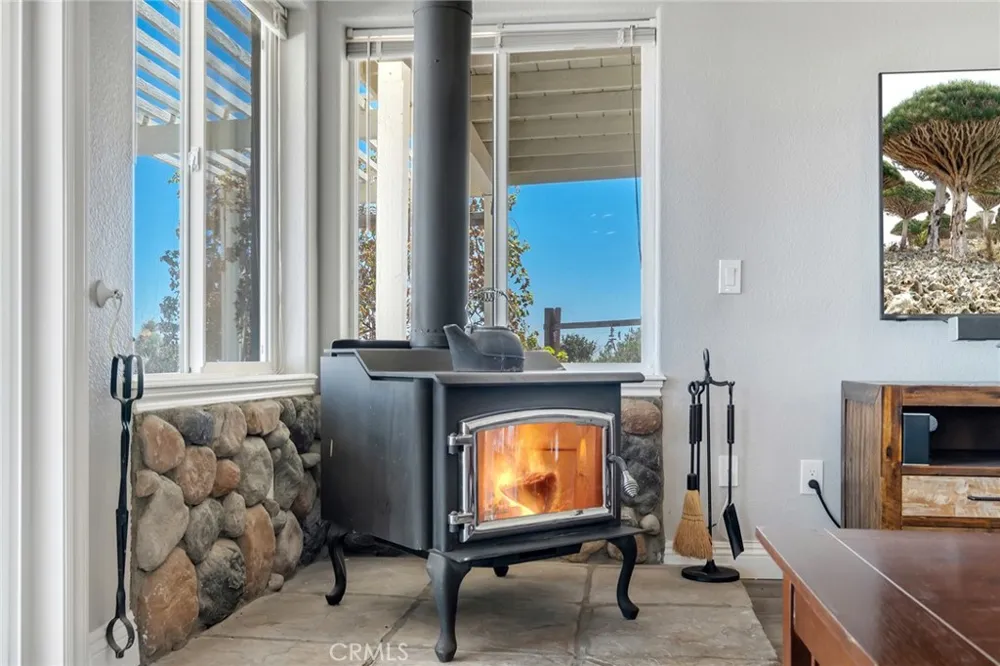 326 Buckthorne Pinon Hills, CA 92372