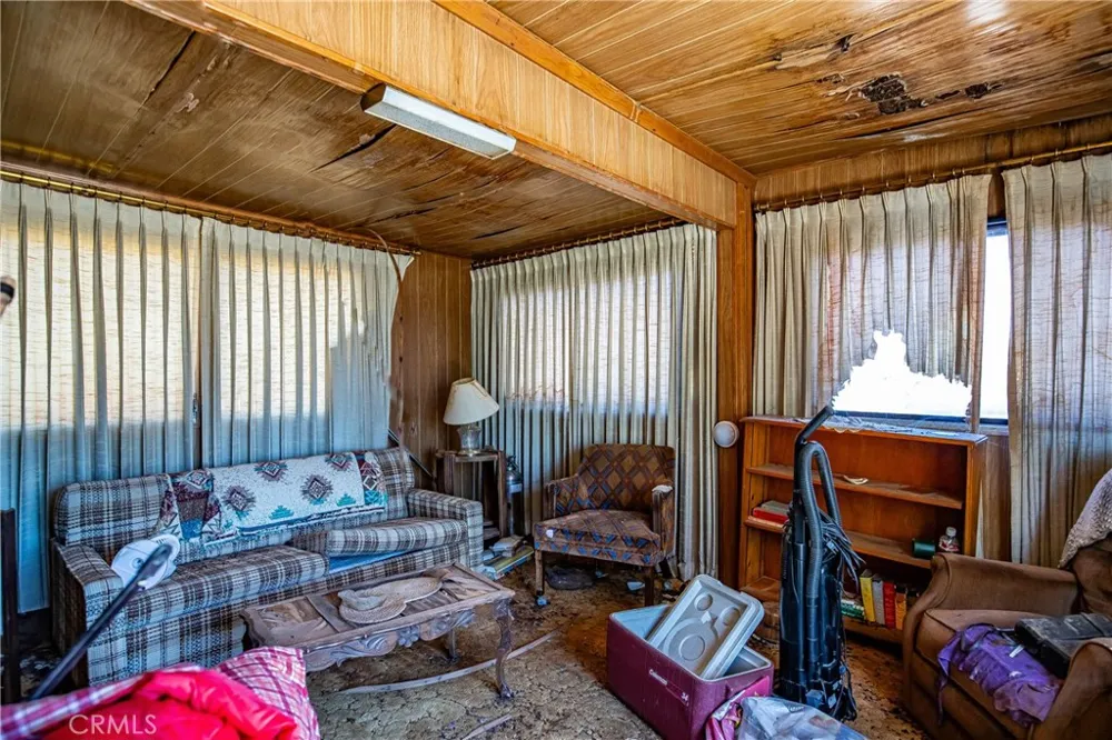 2035 230th Street W Rosamond, CA 93560
