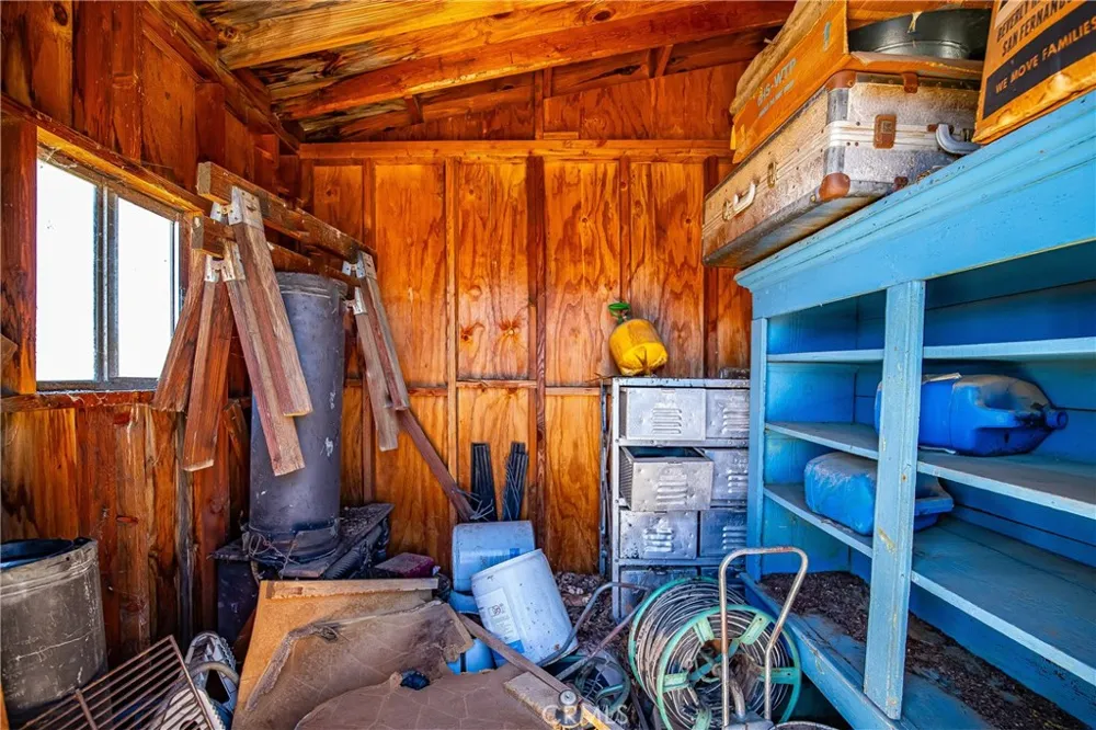 2035 230th Street W Rosamond, CA 93560