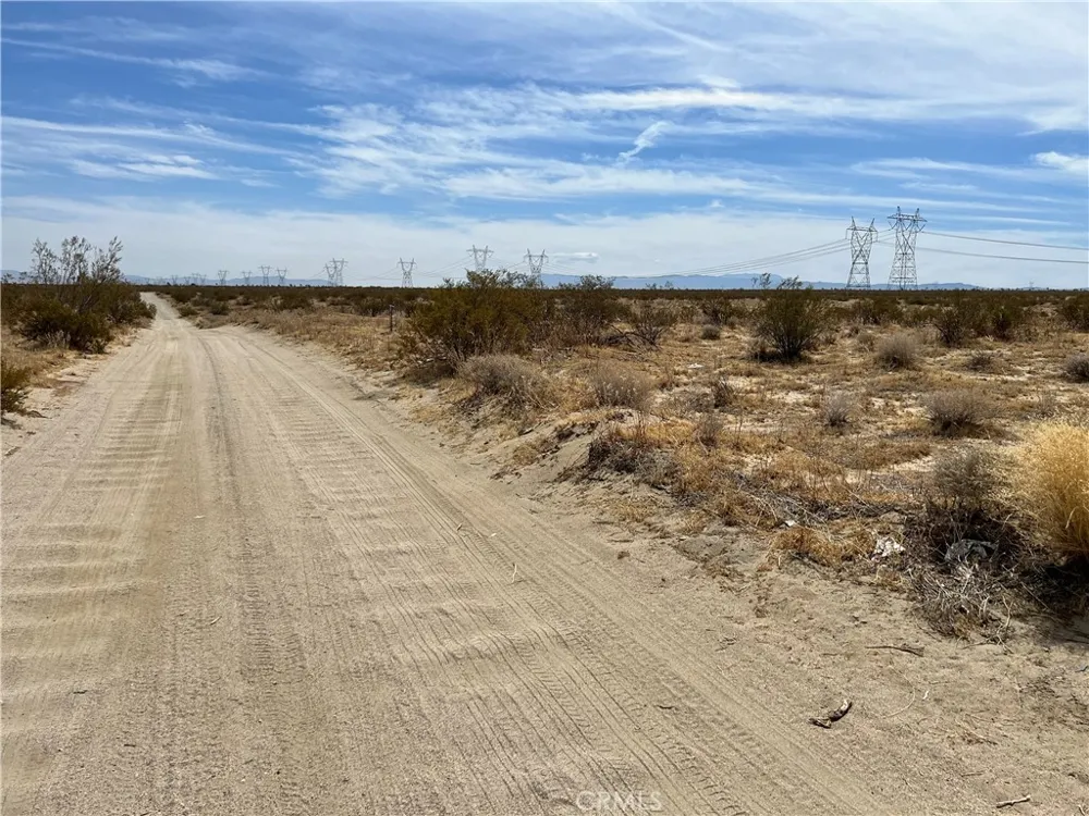 Sandstone Road Phelan, CA 92371