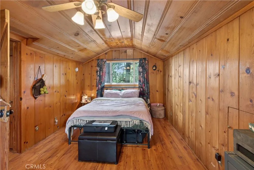1190 Scenic Rimforest, CA 92378