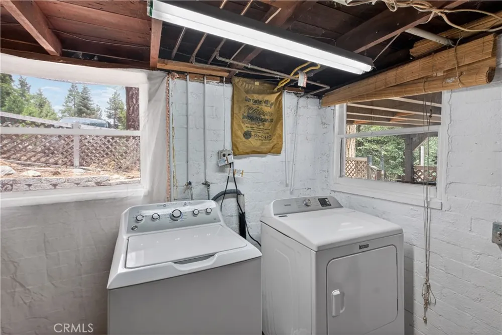 1190 Scenic Rimforest, CA 92378