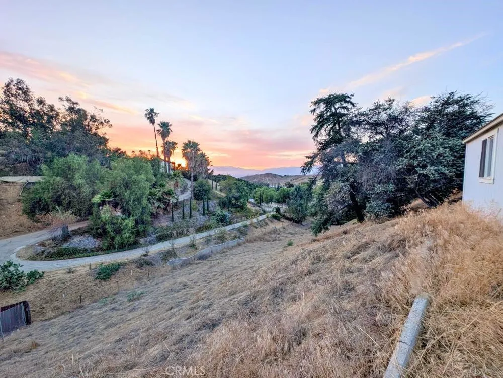 31390 Mesa Redlands, CA 92373
