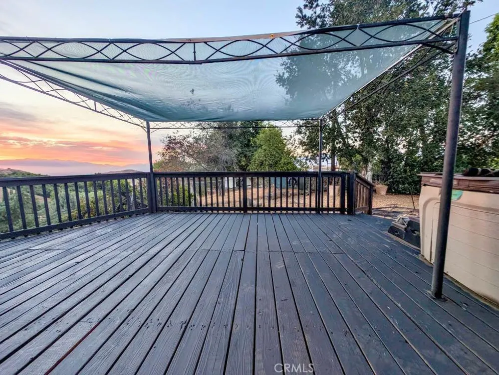 31390 Mesa Redlands, CA 92373