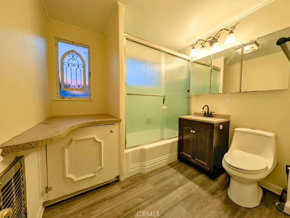 31390 Mesa Redlands, CA 92373