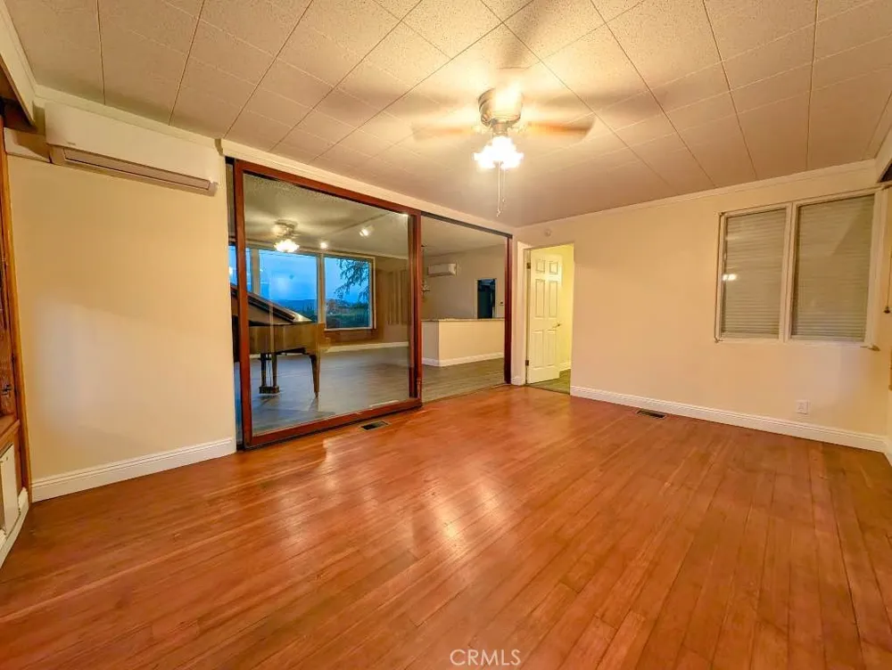 31390 Mesa Redlands, CA 92373