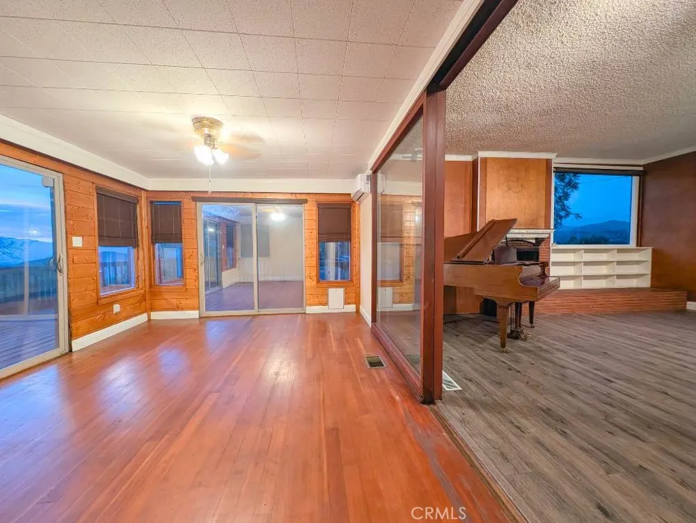 31390 Mesa Redlands, CA 92373