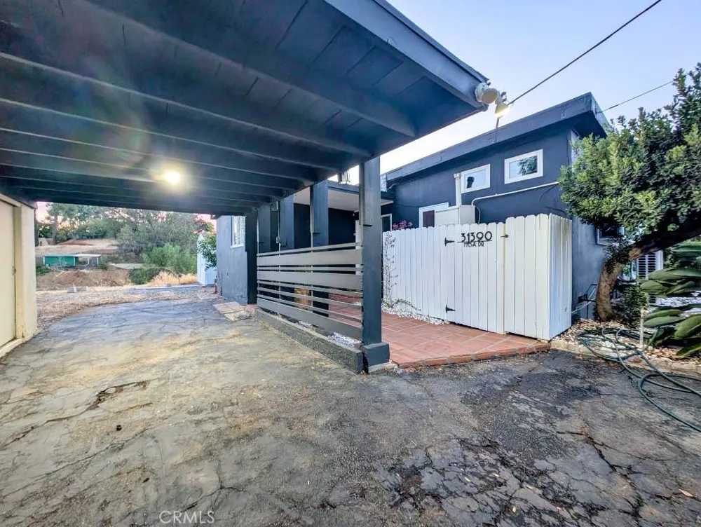 31390 Mesa Redlands, CA 92373