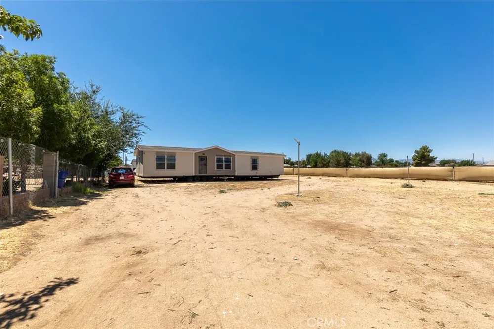 Jasmine Victorville, CA 92395