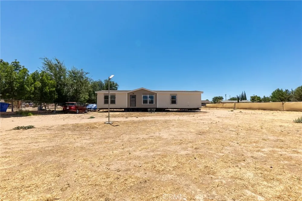 Jasmine Victorville, CA 92395