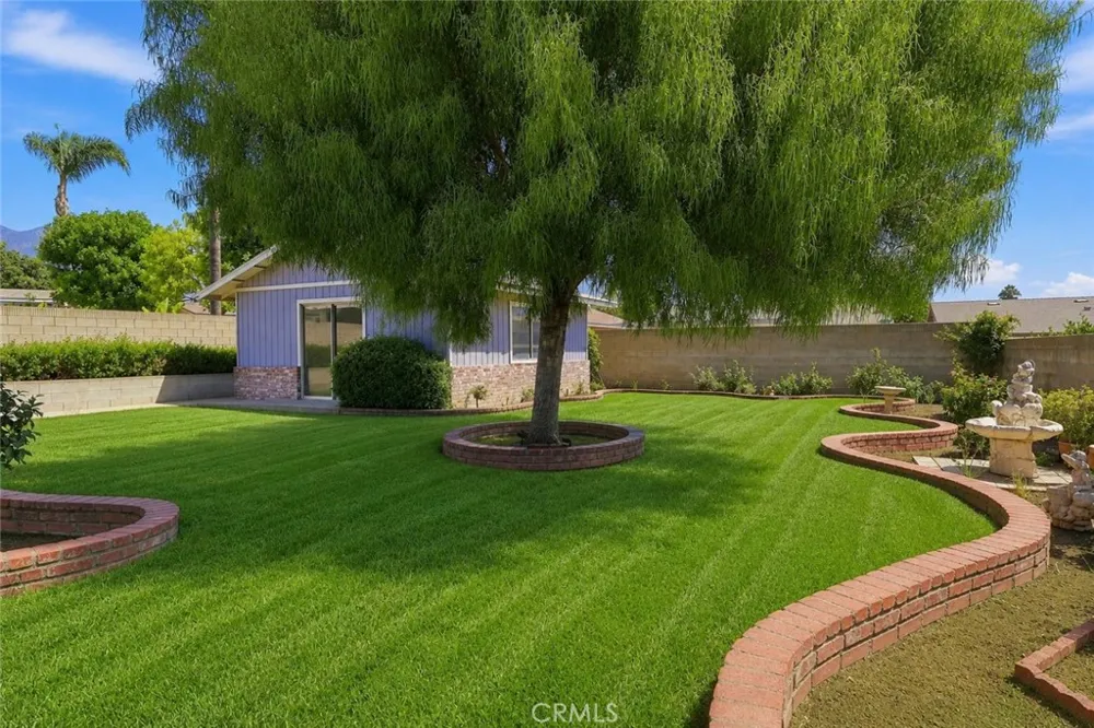 1472 Francis Upland, CA 91786