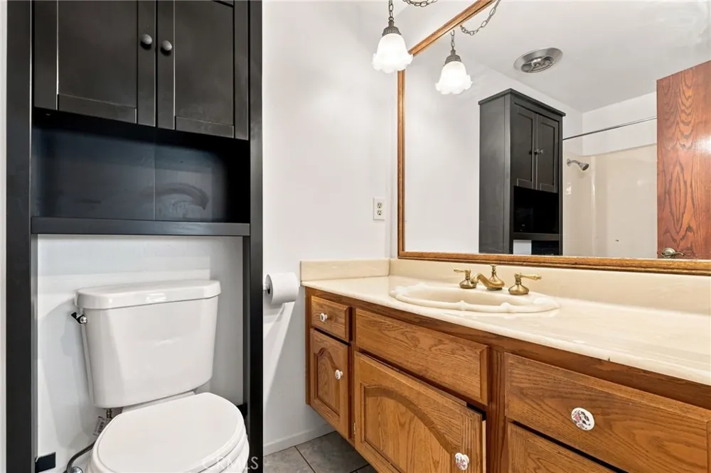1472 Francis Upland, CA 91786