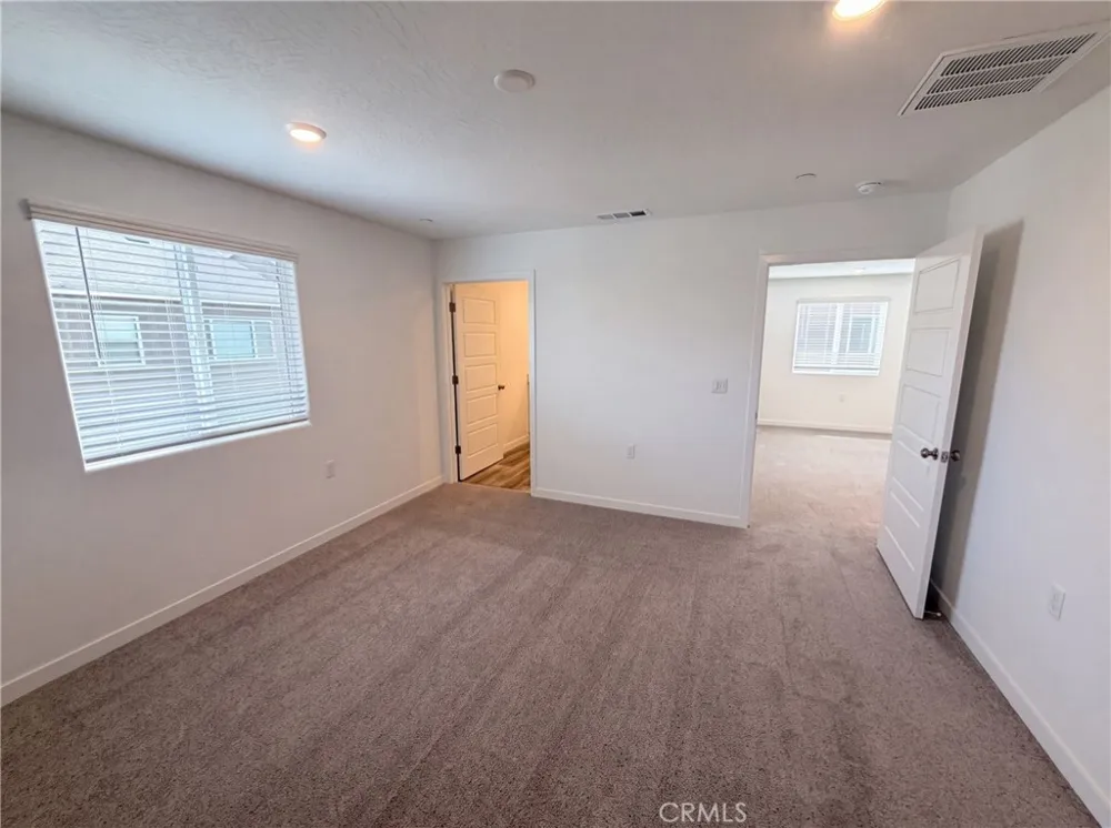 4472 Bellaire Clovis, CA 93619